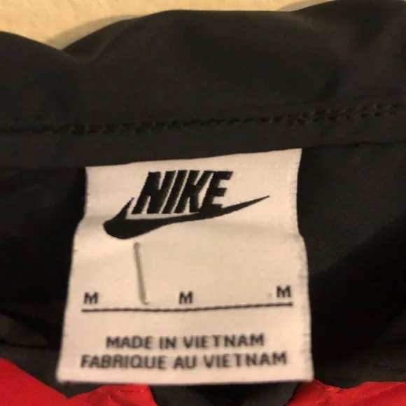 Nike Windbreaker - Picture 3 of 3